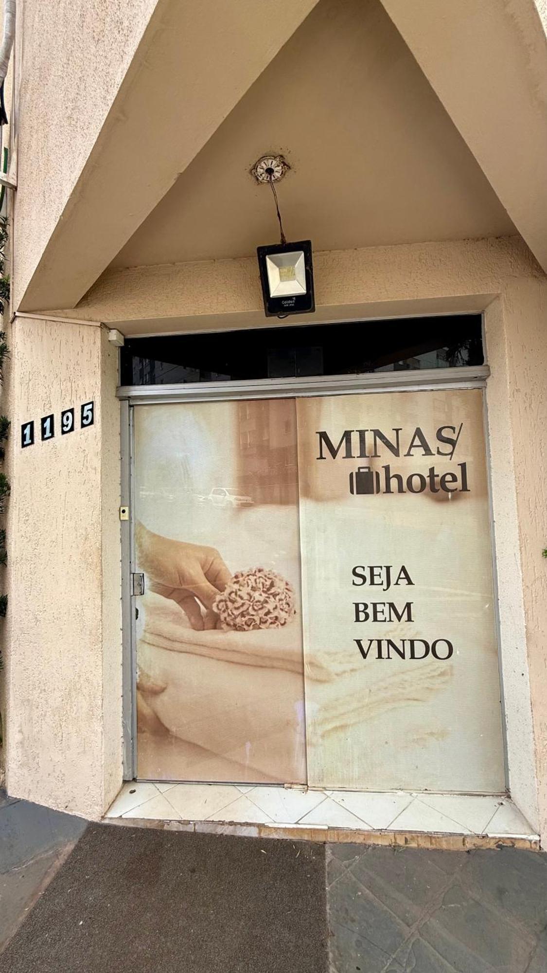 Minas Hotel อูเบร์ลังเจีย ภายนอก รูปภาพ